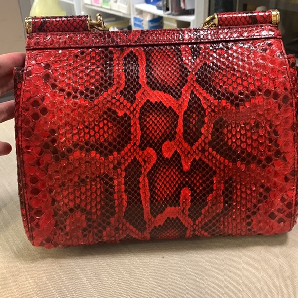Gently used Dolce & Gabbana red medium Sicily Python Top Handle - Picture 3 of 14